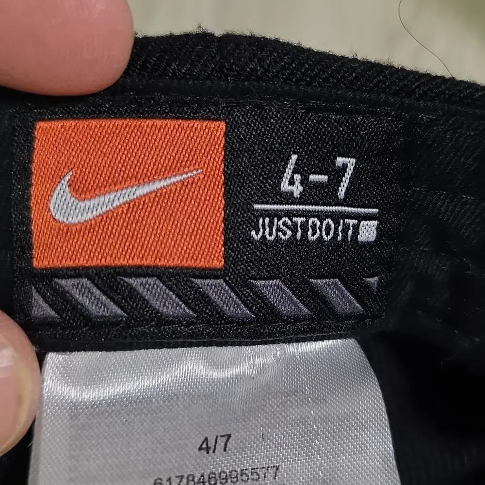 Nike Black White Embroidered Swoosh Logo Snapback Hat Kids Size 4-7